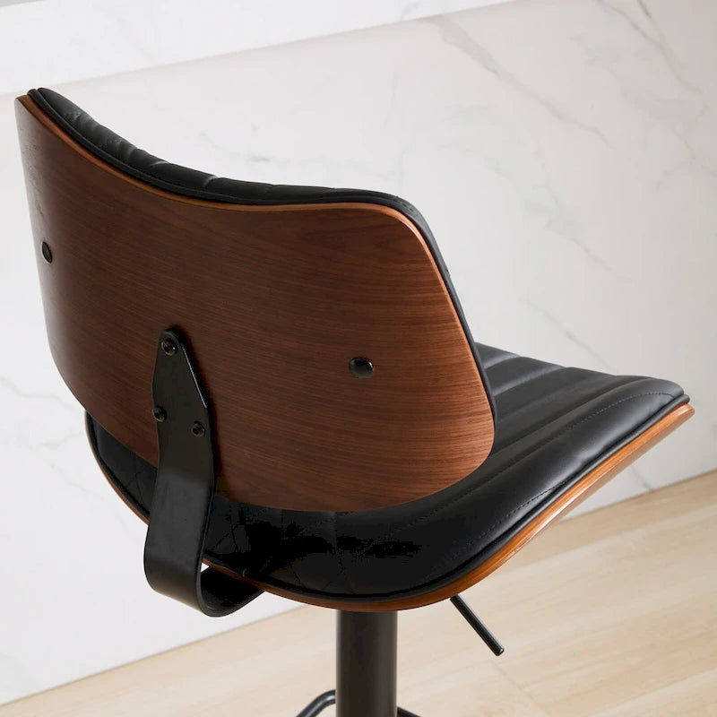 Ensemble moderne de 2 tabourets de bar pivotants avec dossier en cuir, assise rembourrée, base chromée et hauteur réglable, pour îlot de cuisine
