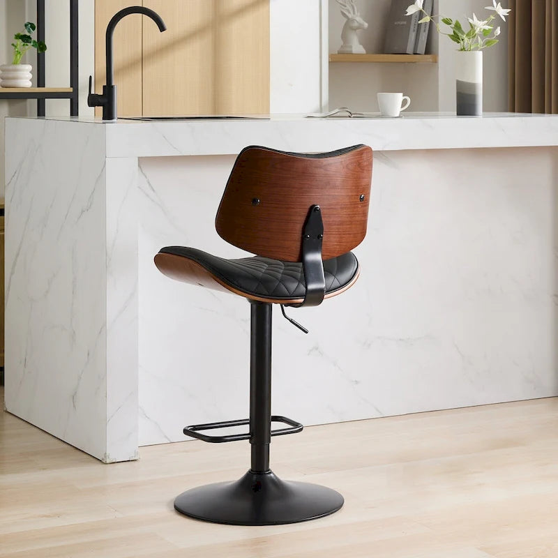 Ensemble moderne de 2 tabourets de bar pivotants avec dossier en cuir, assise rembourrée, base chromée et hauteur réglable, pour îlot de cuisine