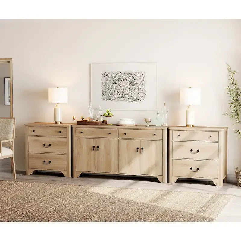 Buffet de style campagnard WAMPAT 122 W, grand modèle, avec portes et étagère réglable.