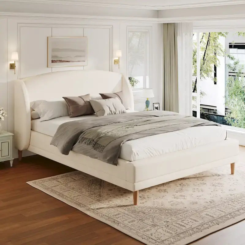 Lit plateforme blanc, cadre rembourré en tissu bouclé, tête de lit aux coins arrondis, lit à oreilles avec sommier à lattes en bois et pieds centraux en métal