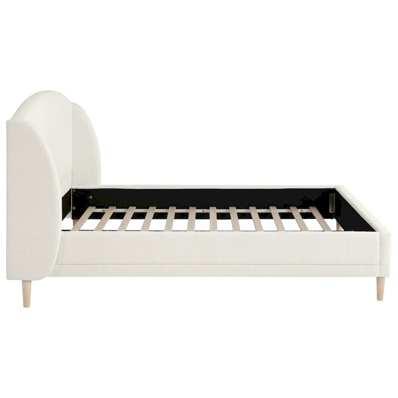 Lit plateforme blanc, cadre rembourré en tissu bouclé, tête de lit aux coins arrondis, lit à oreilles avec sommier à lattes en bois et pieds centraux en métal