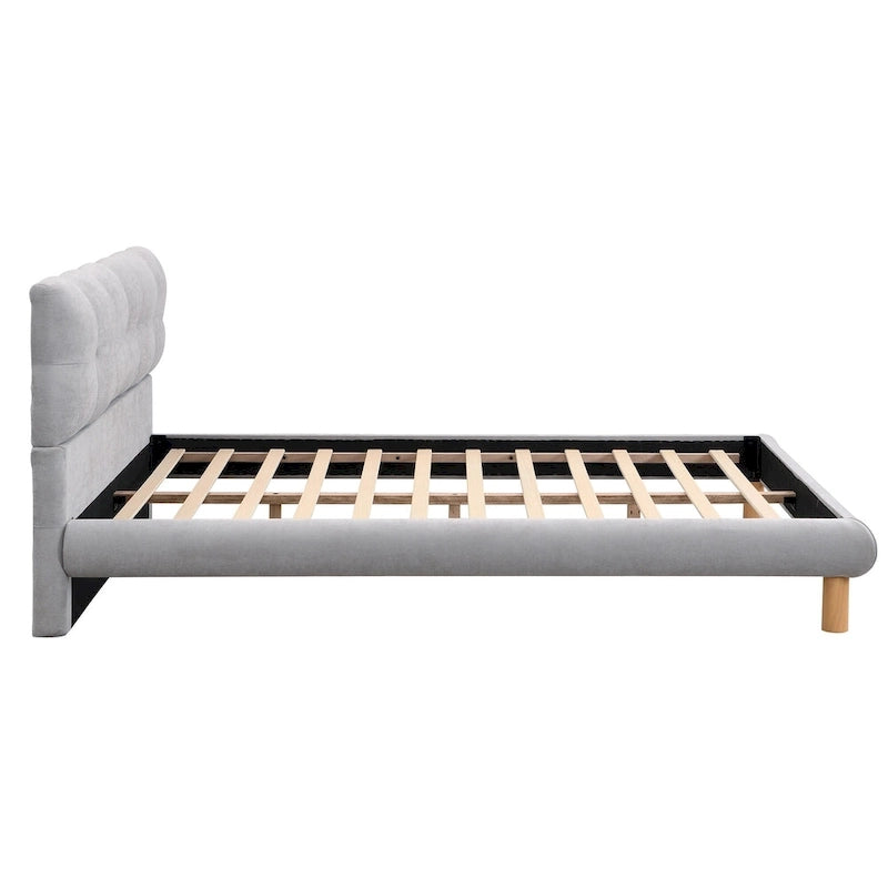Lit plateforme gris avec tête de lit en forme de biscuit, lit à oreilles rembourré, lit bas avec pieds ronds en bois
