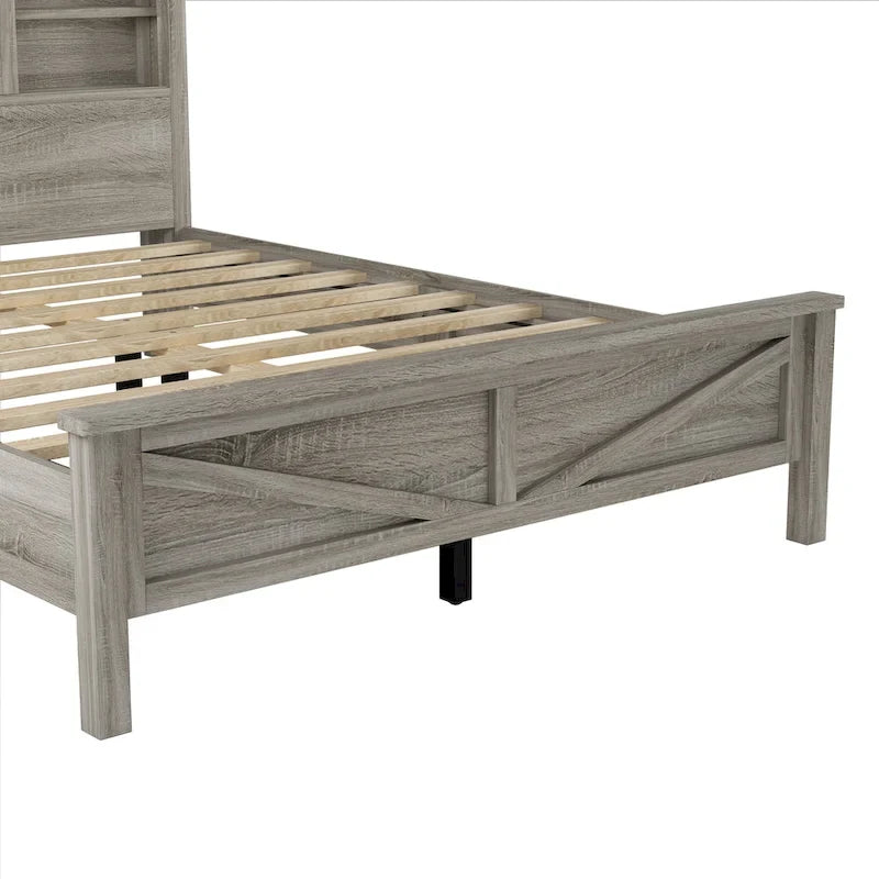Lit plateforme de style campagnard avec double porte coulissante de style grange et station de recharge