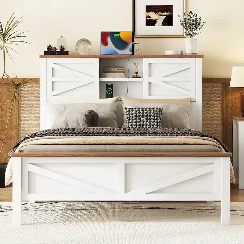 Lit plateforme de style campagnard avec double porte coulissante de style grange et station de recharge