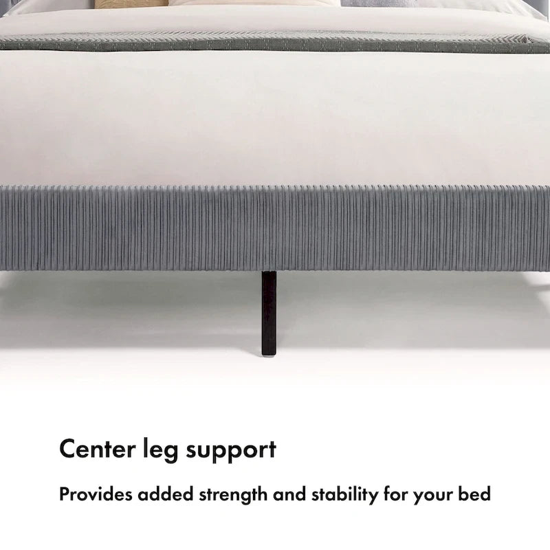 Lit plateforme moderne Alyssa de Furniture of America, recouvert de velours, avec tête de lit capitonnée et sommier à lattes en bois