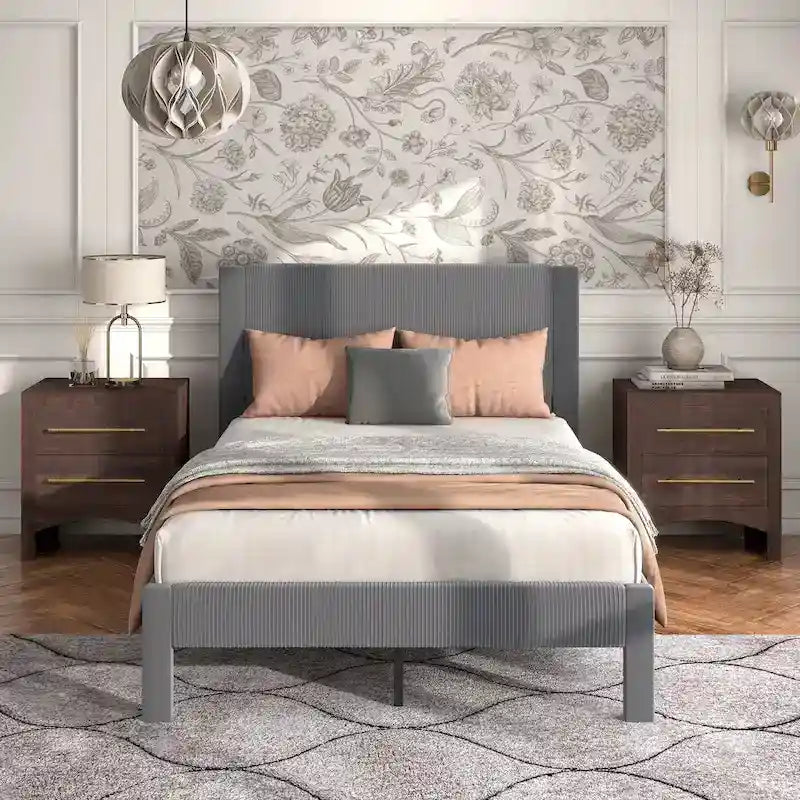 Lit plateforme moderne Alyssa de Furniture of America, recouvert de velours, avec tête de lit capitonnée et sommier à lattes en bois