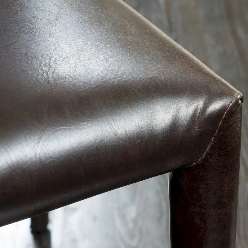 Chaises de salle à manger empilables en cuir reconstitué Comstock (lot de 4) par Christopher Knight Home