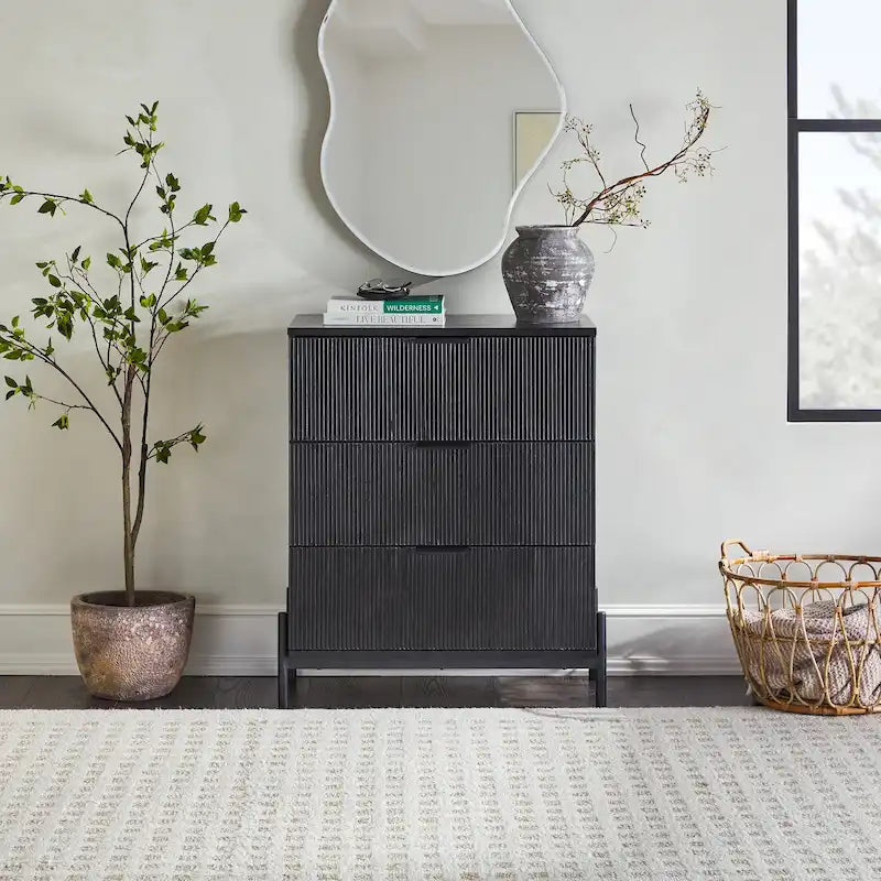 Commode à trois tiroirs Middlebrook Designs avec façades de tiroirs cannelées