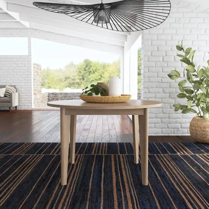 Table de salle à manger ronde en bois brun Brentwood - Non disponible