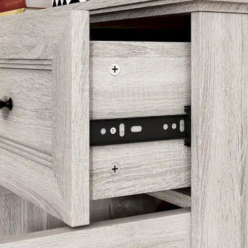 Buffet élégant en bois avec étagères réglables