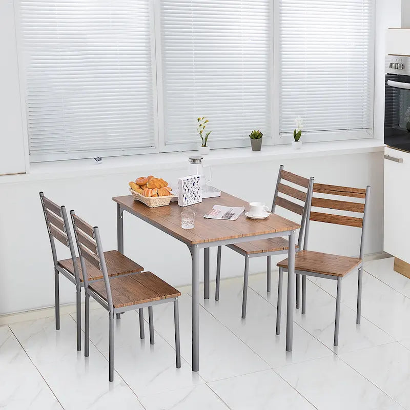 Ensemble de salle à manger moderne HOMCOM 5 pièces en bois : 1 table et 4 chaises avec pieds en métal.