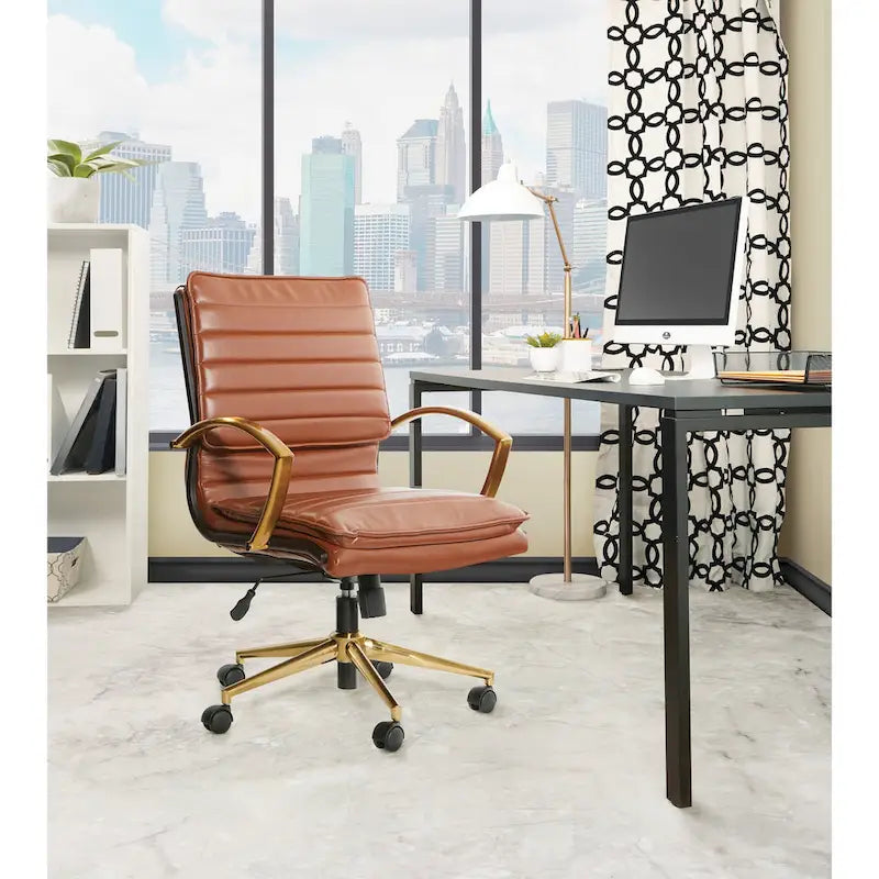 Fauteuil de bureau OSP Home Furnishings Gold Base à dossier mi-haut en similicuir, modèle mi-haut