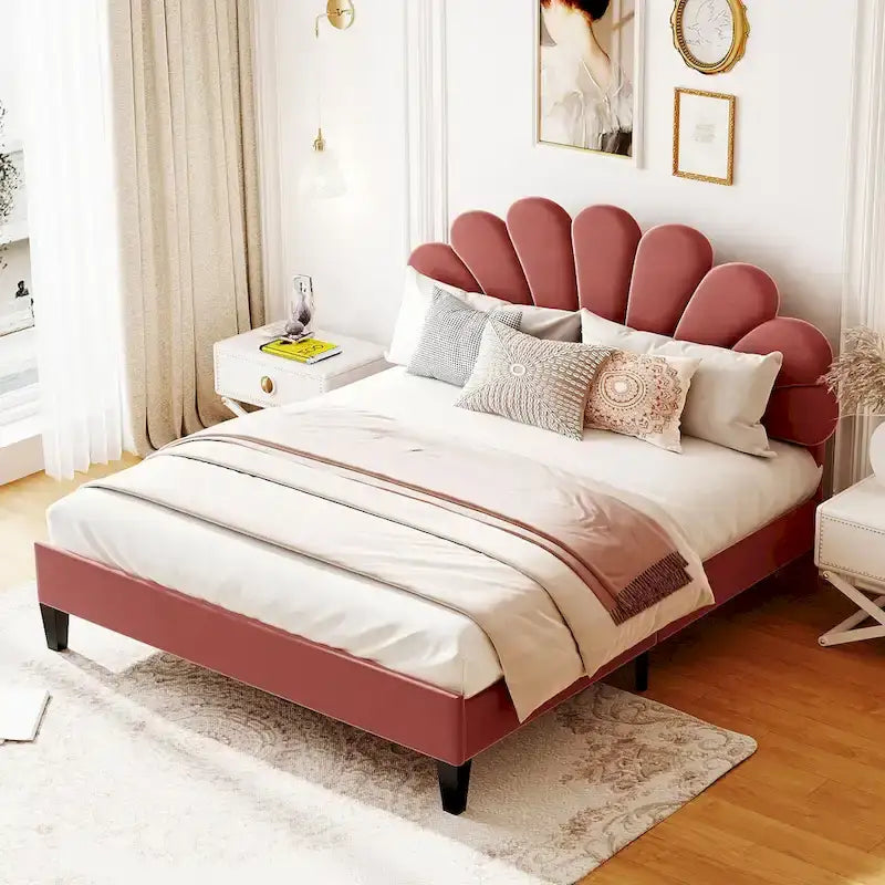 Lit plateforme capitonné avec tête de lit en velours à motif floral
