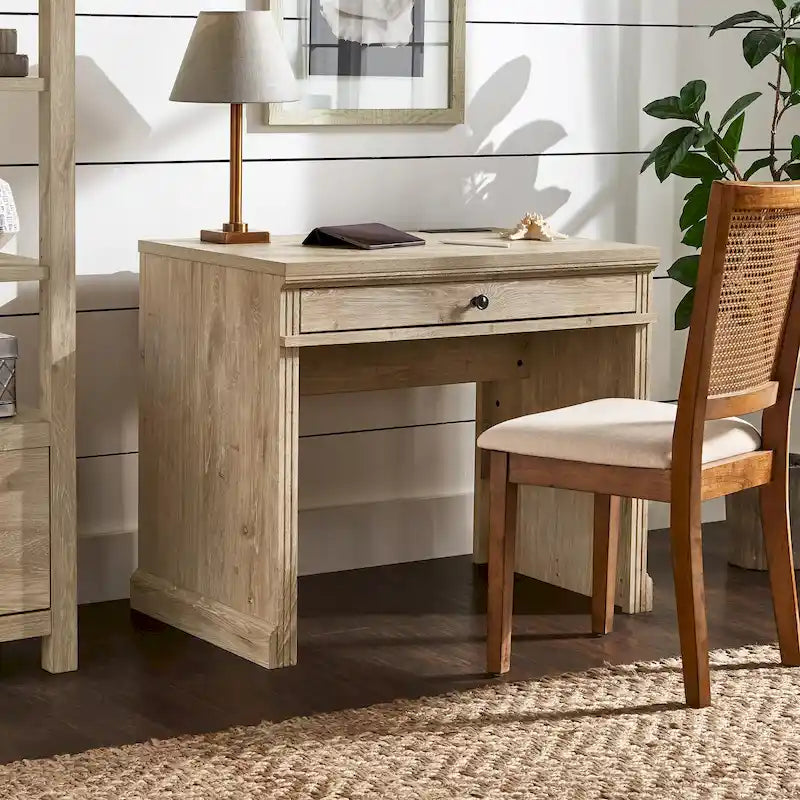 Bureau Hinesburg 35 po avec chargeur USB par iNSPIRE Q Classic