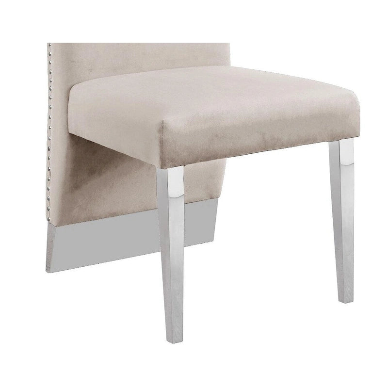 Chaise de salle à manger de qualité supérieure comprenant un dossier plissé, des clous décoratifs et des pieds chromés (lot de 2)