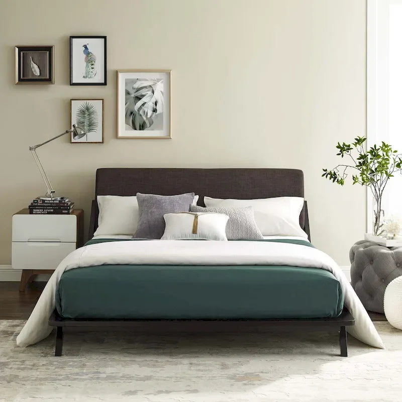 Lit plateforme Luella Queen en tissu rembourré