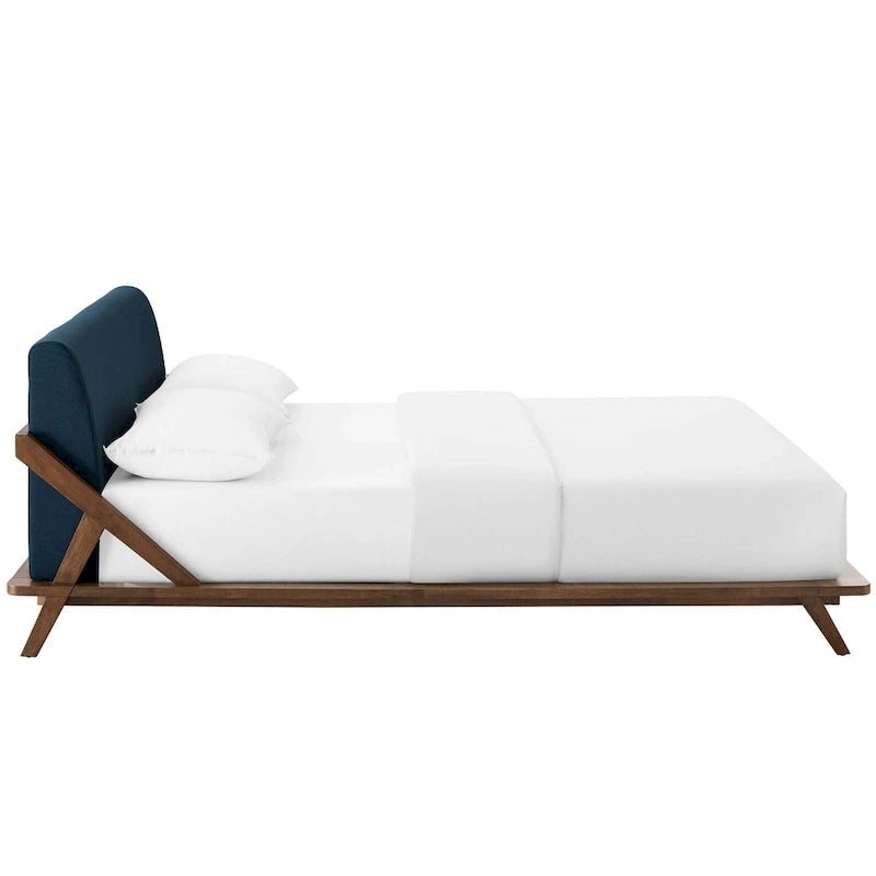 Lit plateforme Luella Queen en tissu rembourré