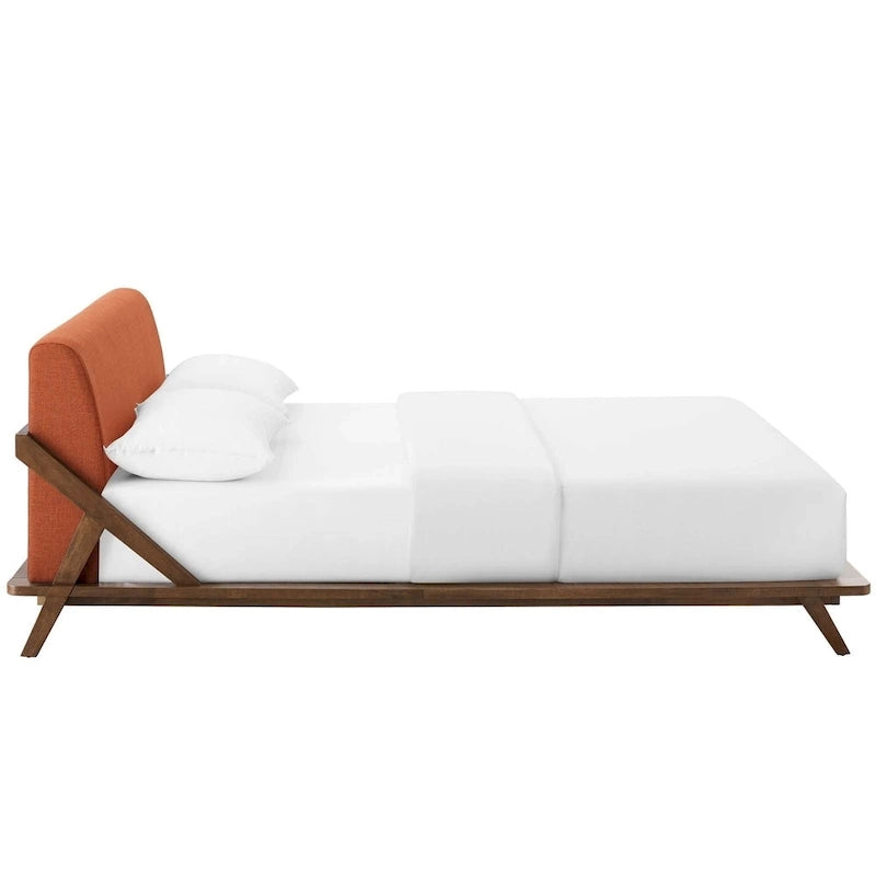 Lit plateforme Luella Queen en tissu rembourré