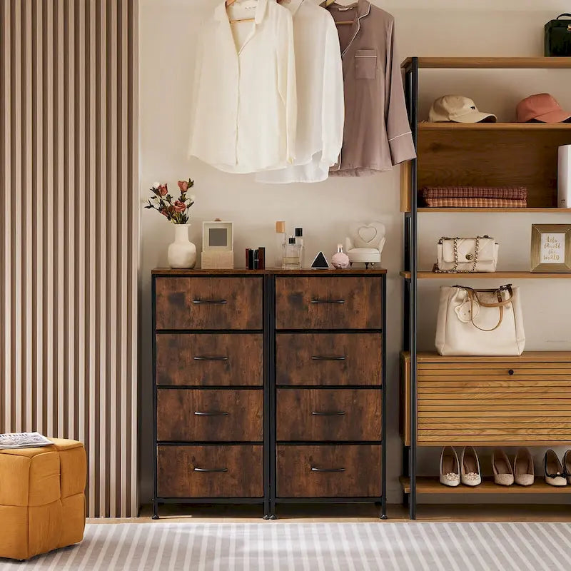 Commode à 4 tiroirs avec structure en métal et plateau en bois