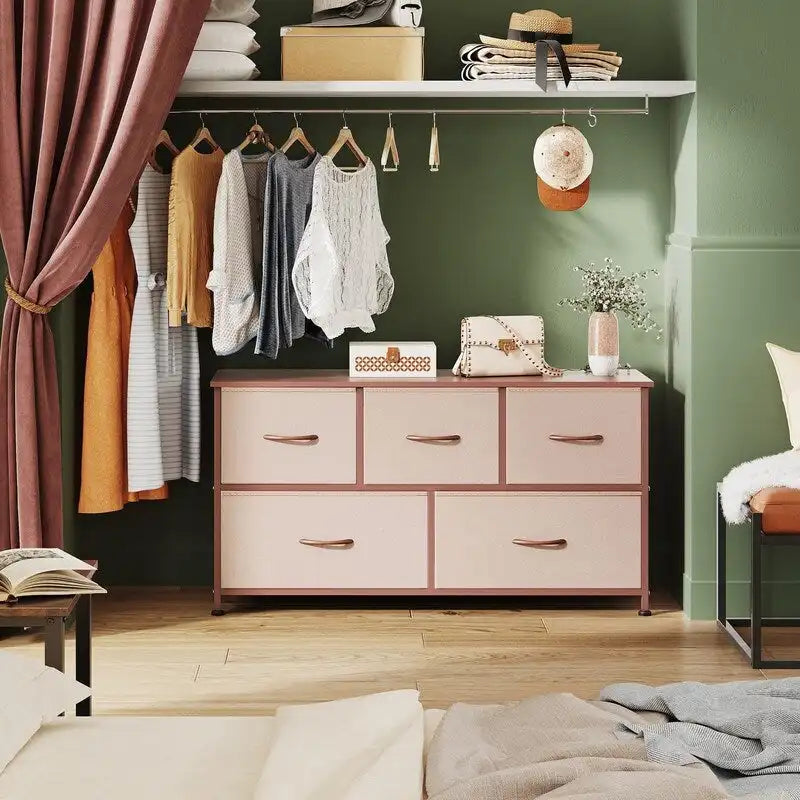 Commode pour chambre à coucher avec 5 tiroirs