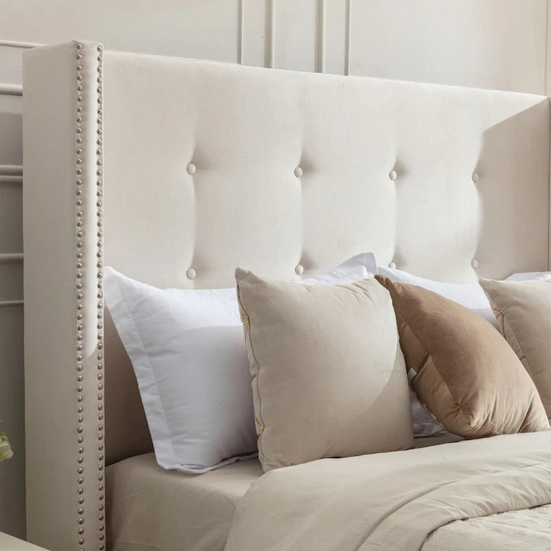 Lit Queen/King capitonné avec tête de lit haute CUSchoice (sommier non requis)