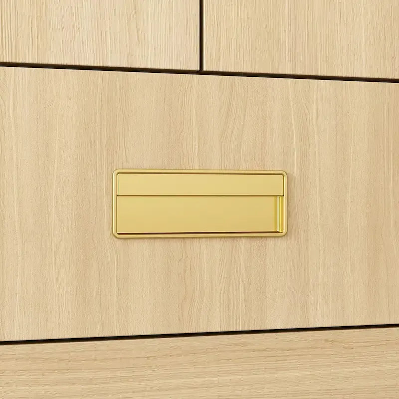 Armoire-penderie avec poignées dorées et meuble haut en option