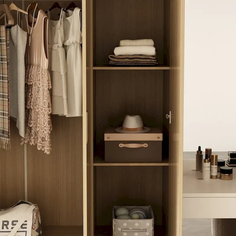 Armoire-penderie avec poignées dorées et meuble haut en option