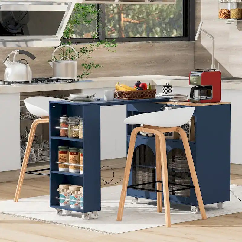 Desserte de cuisine en bois d'hévéa avec abattant, table extensible, 2 portes vitrées cannelées, éclairage LED et prise électrique.