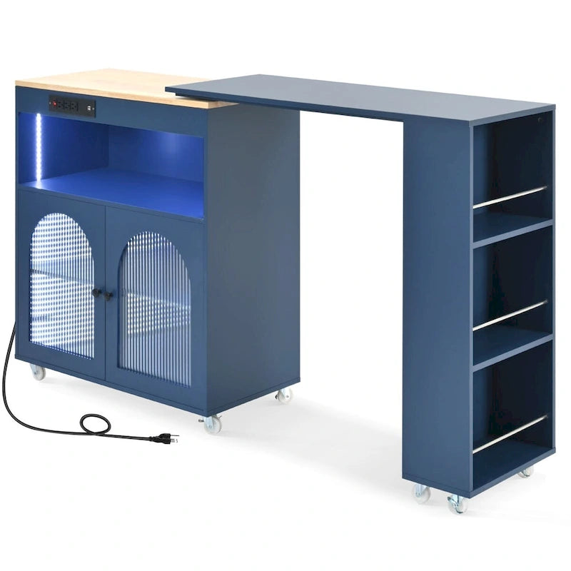 Desserte de cuisine en bois d'hévéa avec abattant, table extensible, 2 portes vitrées cannelées, éclairage LED et prise électrique.