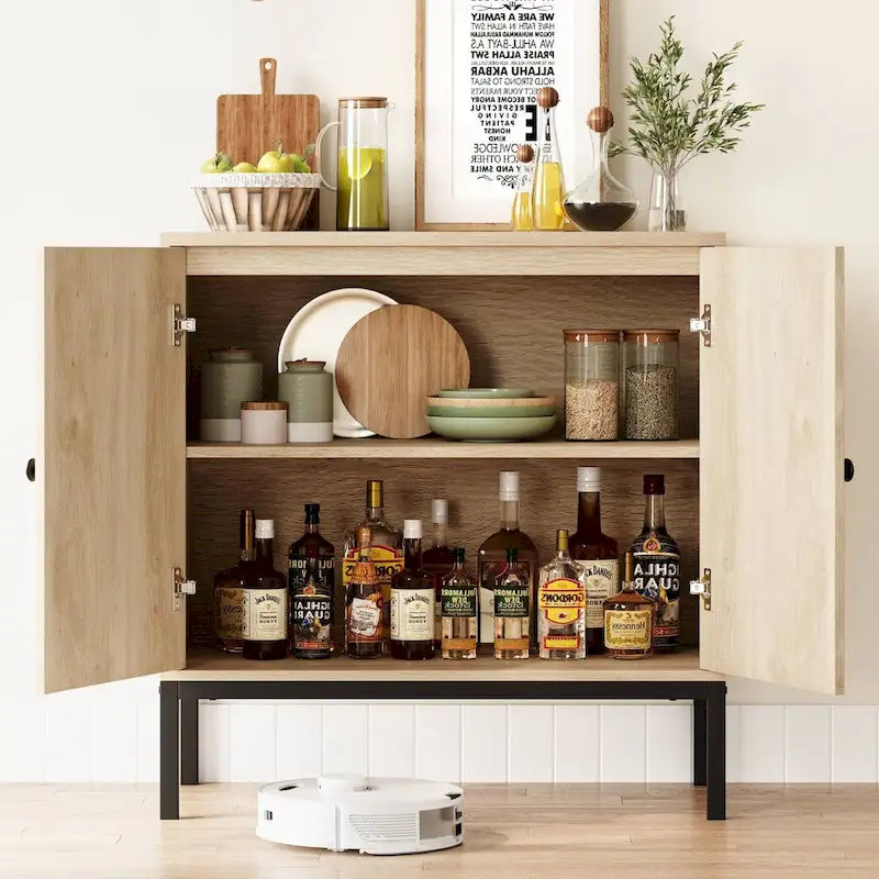 Armoire de rangement en rotin beige avec portes et étagères - Non disponible