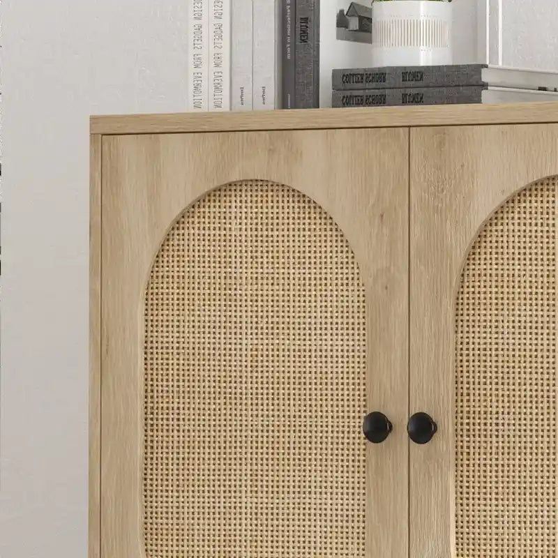 Armoire de rangement en rotin beige avec portes et étagères - Non disponible